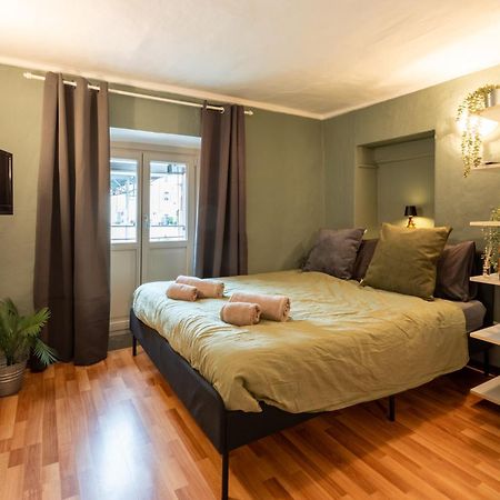 Beer And Dream Apartment Cuneo Bagian luar foto