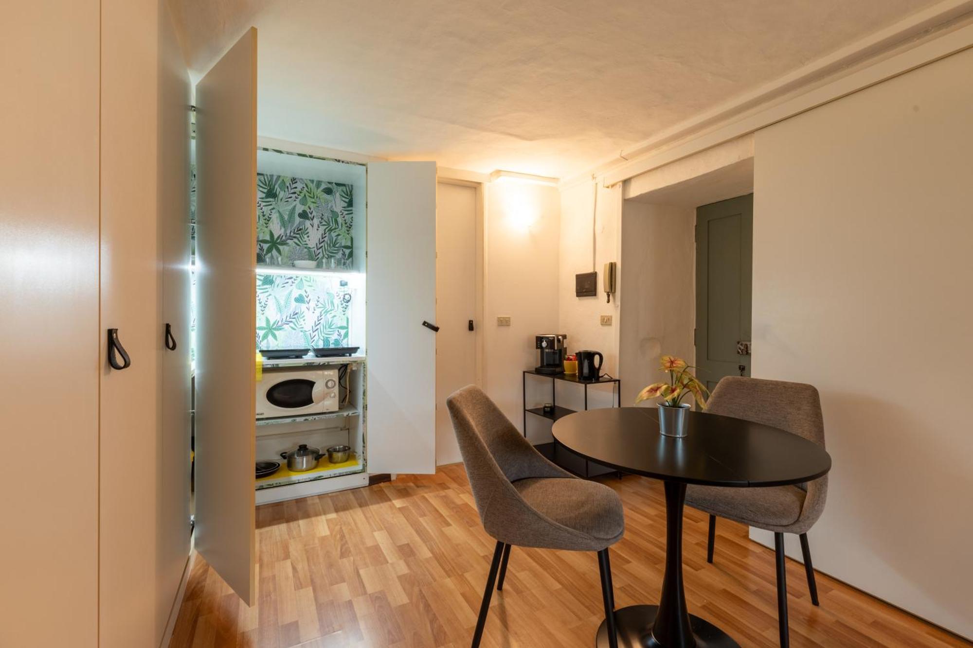 Beer And Dream Apartment Cuneo Bagian luar foto