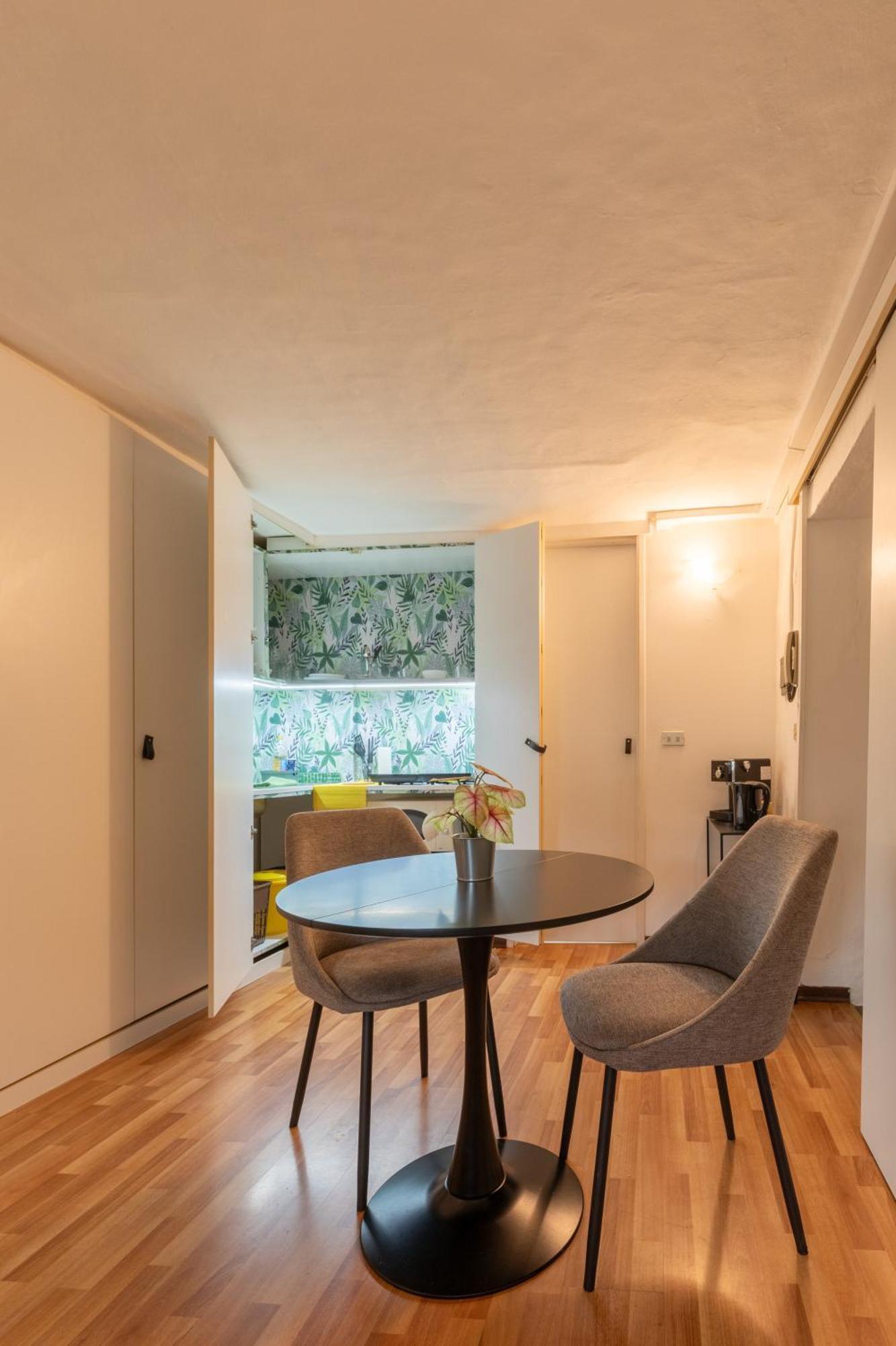 Beer And Dream Apartment Cuneo Bagian luar foto