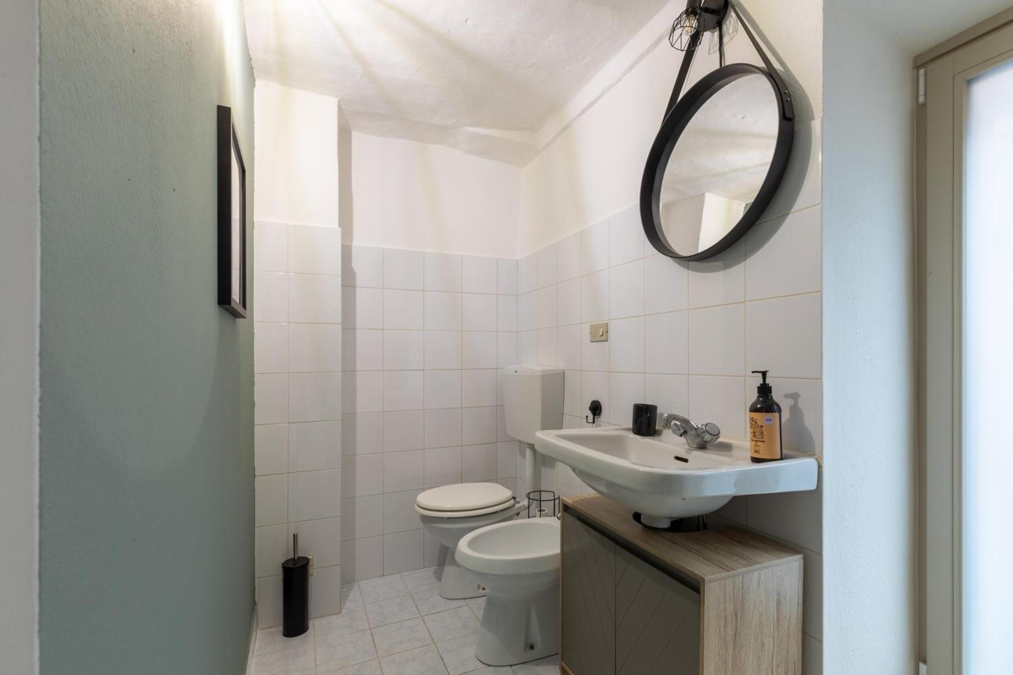 Beer And Dream Apartment Cuneo Bagian luar foto